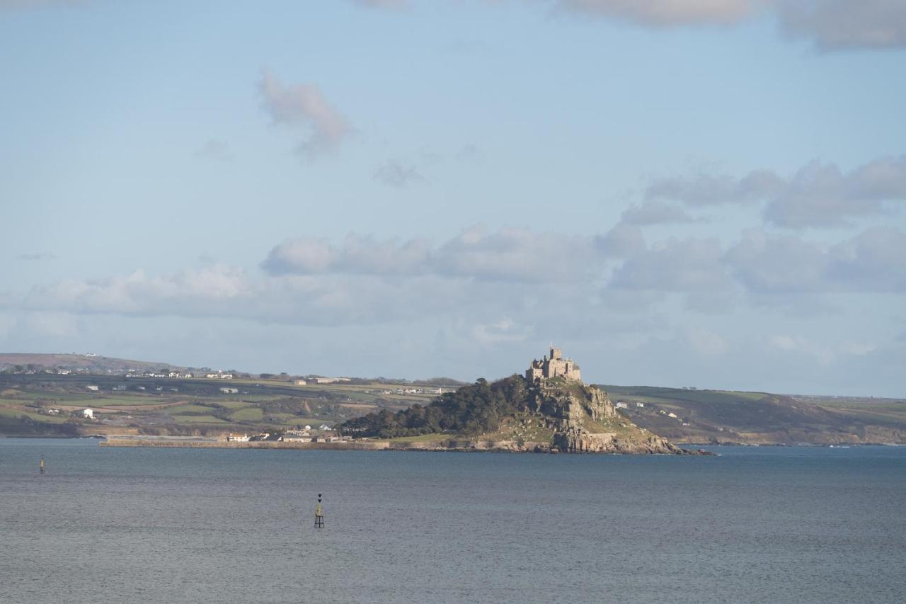 Stunning Views Over Mounts Bay With Balcony Penzance Extérieur photo